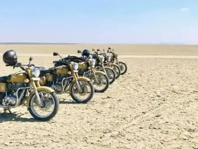 Découvrir Rajasthan en Royal Enfield, de Mandawa à Pushkar - Voyage moto au Rajasthan.