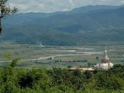 Panoramic route to Thaton, tranquil village on the Kok River surrounded by lush mountains